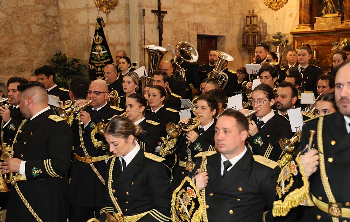 La Banda de la Santísima Trinidad celebra Santa Cecilia