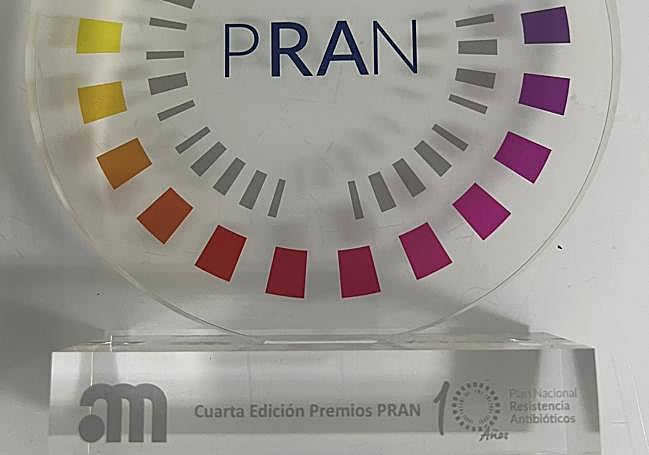 Trofeo acreditativo de los galardones.