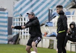 Ramsés Gil, durante el partido ante la Real Sociedad B.