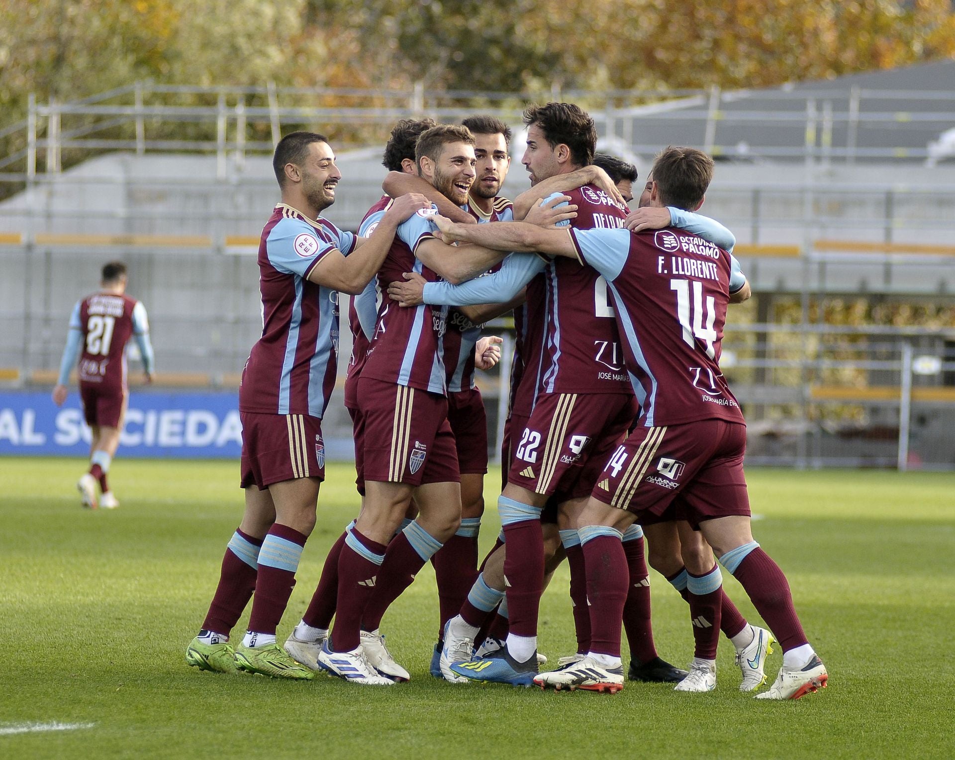 Fotos de la derrota de la Segoviana ante la Real B