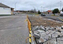 Obras que ya se llevan a cabo en el acceso al polígono de Malriega.