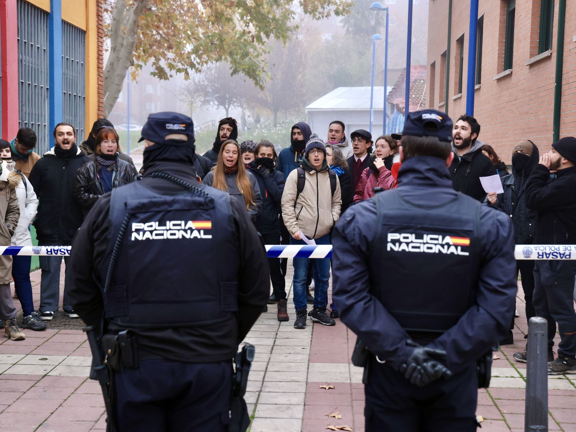 Las imágenes de la protesta del Sindicato de Vivienda en Barrio España