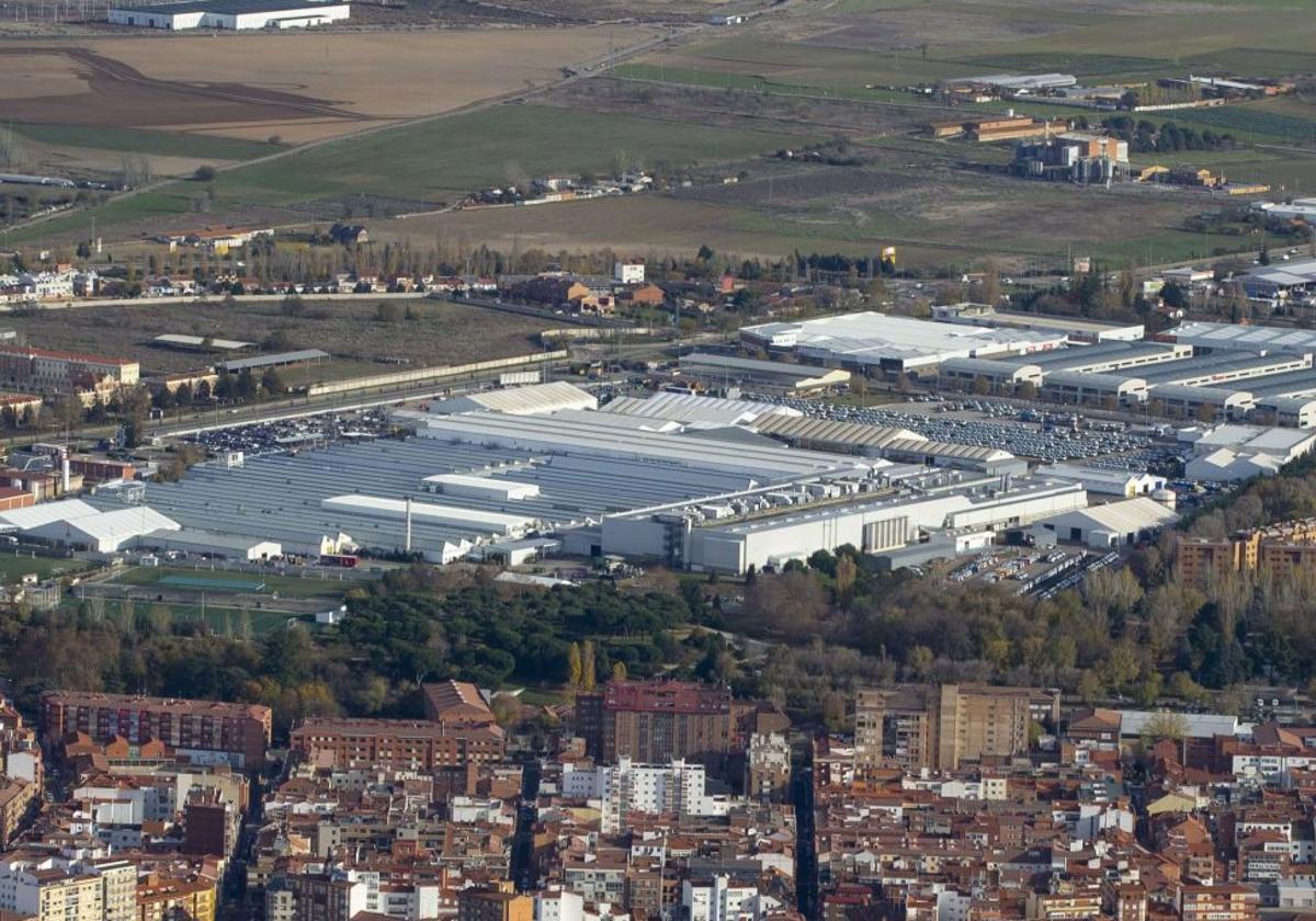 Vista panorámica de la planta de Iveco en Valladolid, ubicada en la carretera de Soria.