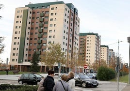 Edificio del paseo del Arco de Ladrillo, a la izquierda, donde tiene su sede PwC en Vallladolid.