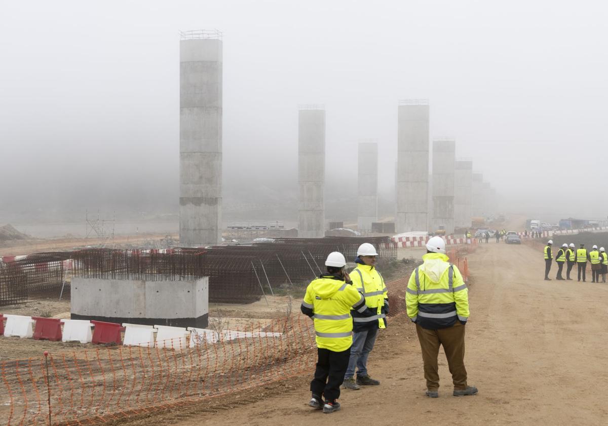 El Ministerio adjudica por 180 millones 22 kilómetros de la A-11 entre Valladolid y Soria