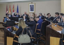 Los diputados votan a favor de la ayuda a Valencia.