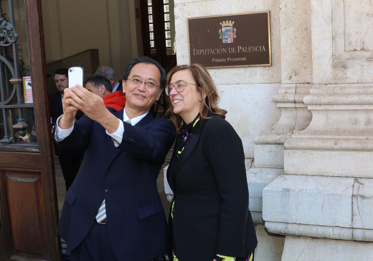 El embajador de Japón visita la Diputación de Palencia