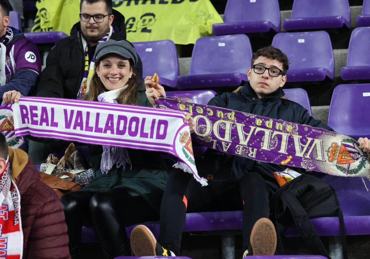 Búscate en la grada del estadio José Zorrilla (2/4)