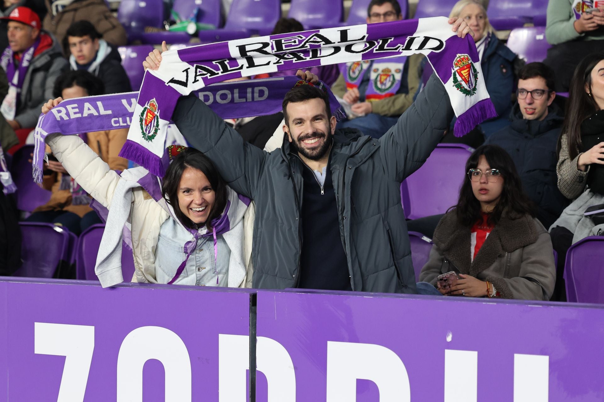 Búscate en la grada del estadio José Zorrilla (3/4)