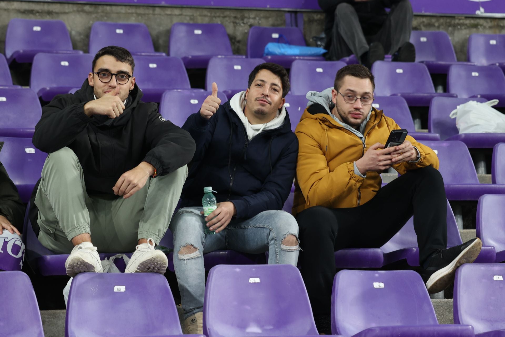 Búscate en la grada del estadio José Zorrilla (3/4)