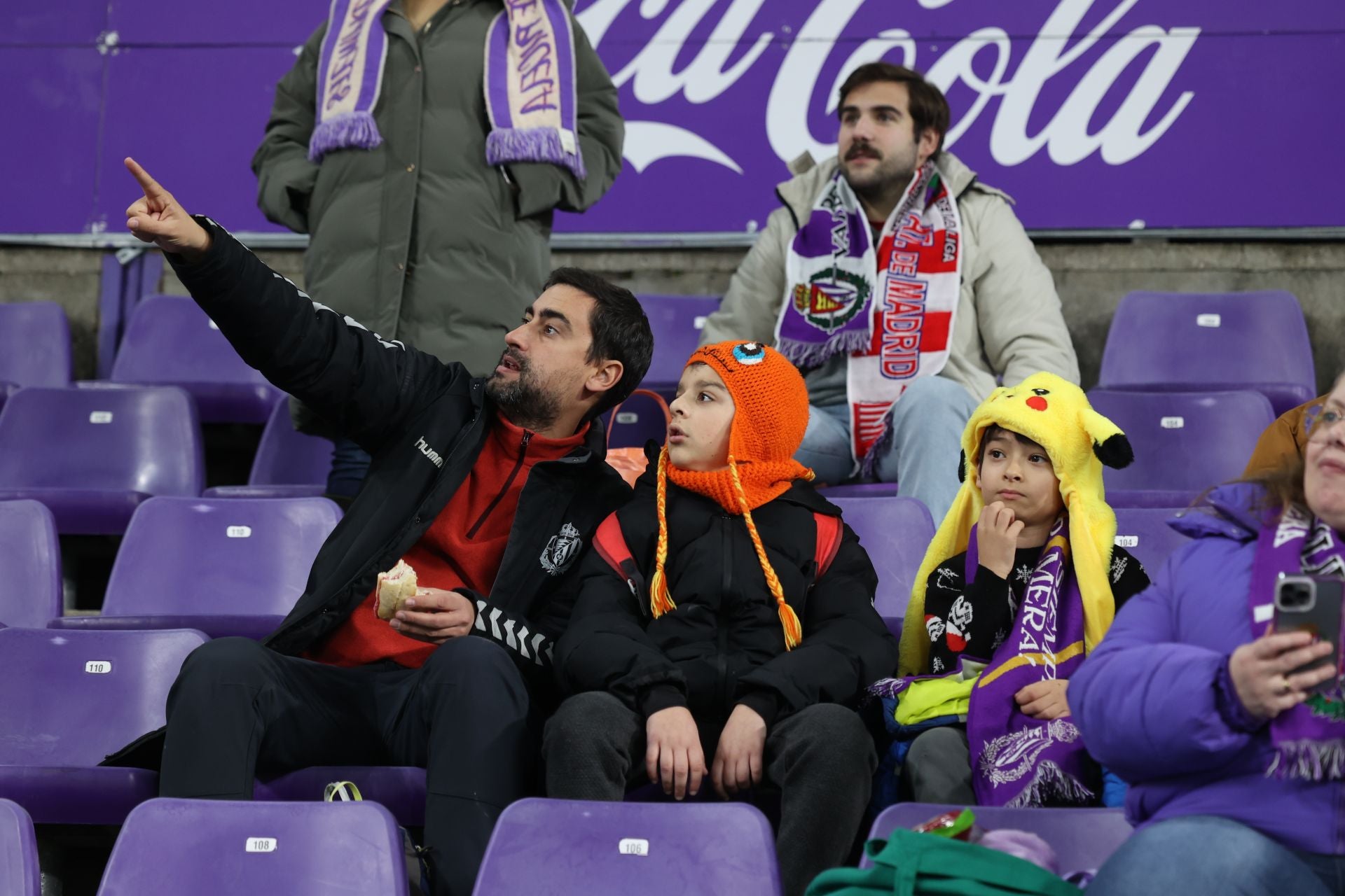 Búscate en la grada del estadio José Zorrilla (4/4)