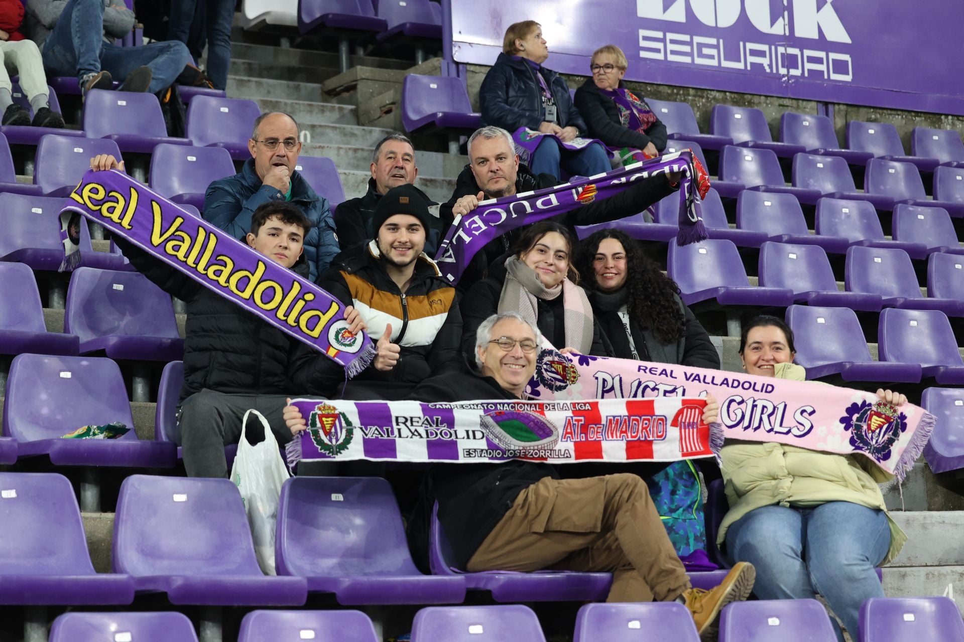 Búscate en la grada del estadio José Zorrilla (4/4)