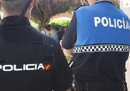 Detenido por golpear a otro hombre con un taburete de forma reiterada en la cabeza