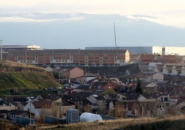 Bernuy de Porreros prepara su parque de viviendas para el desembarco de población