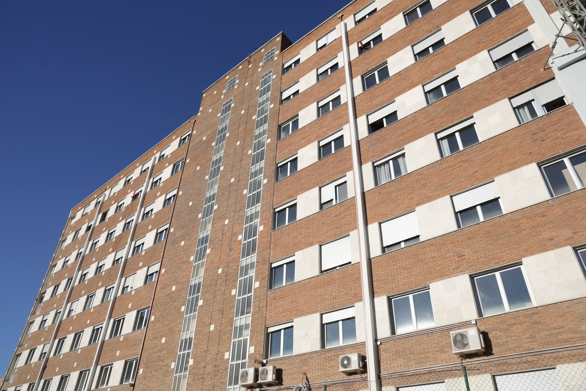 La reforma del colegio de huérfanos como residencia de estudiante, en imágenes