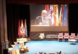 Intervención de Rodolfo Martín Villa durante al acto