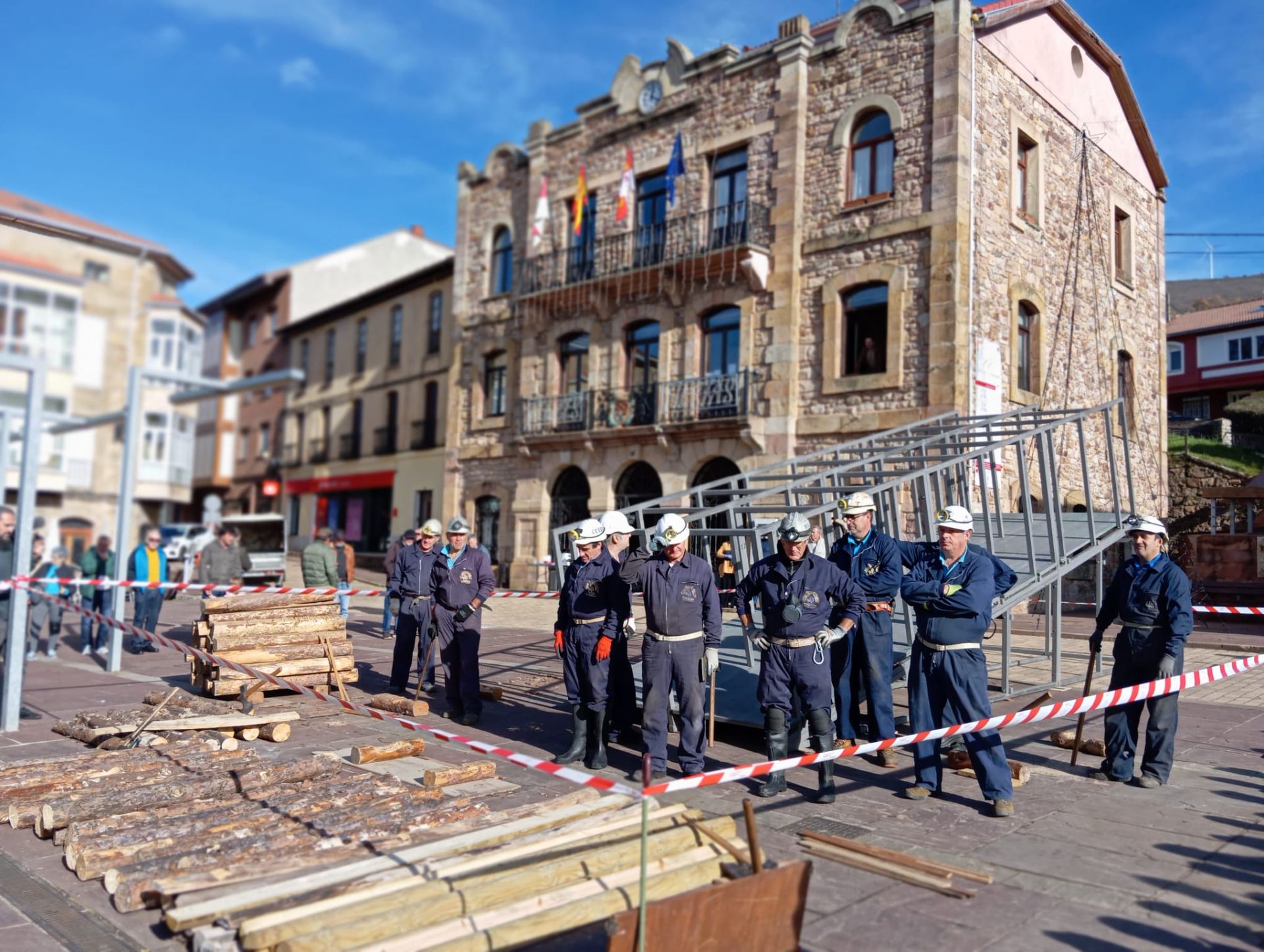 Los entibadores postean en Barruelo por Santa Bárbara