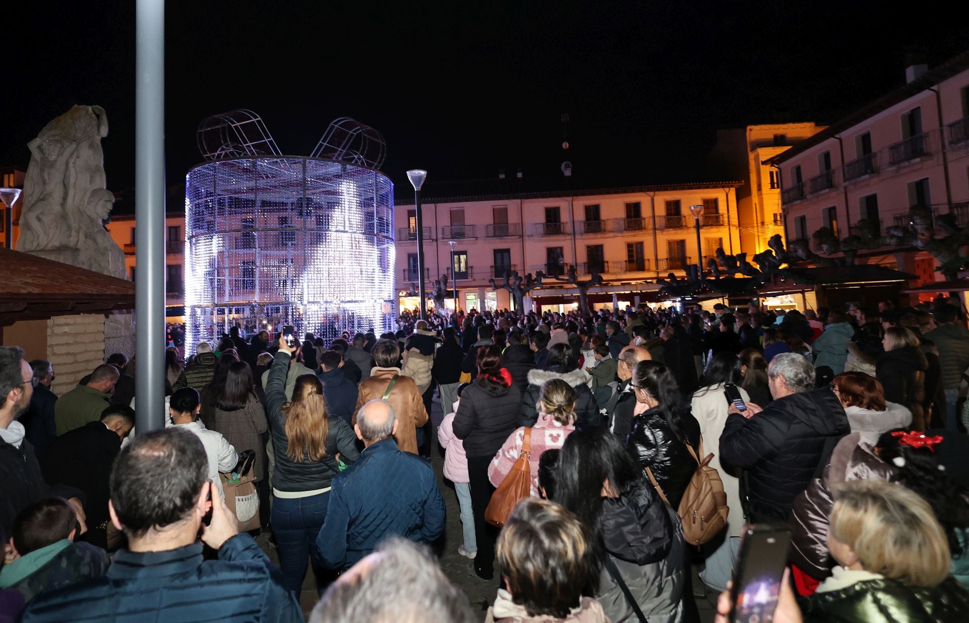 Palencia disfruta de una iluminación navideña especial