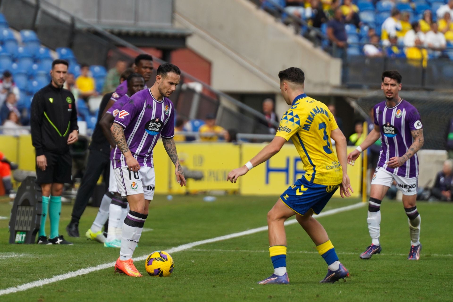 Las imágenes del partido entre Las Palmas y el Real Valladolid