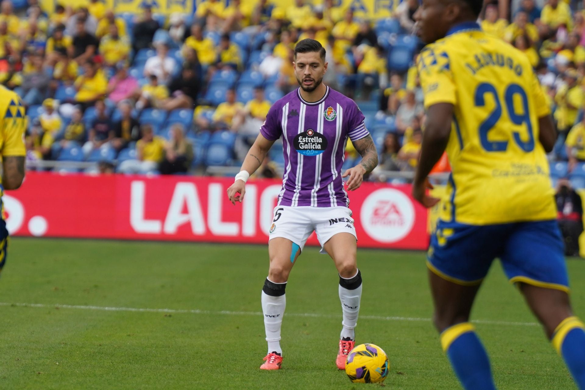 Las imágenes del partido entre Las Palmas y el Real Valladolid