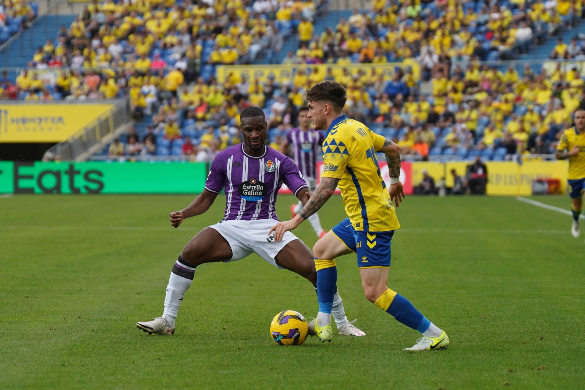 Las imágenes del partido entre Las Palmas y el Real Valladolid