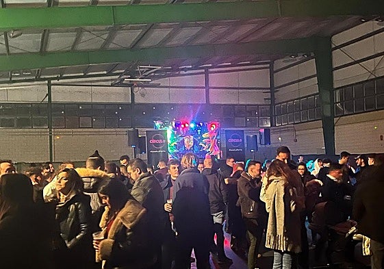 El pabellón en el que falleció el hombre, durante la discomovida de la tarde del sábado.