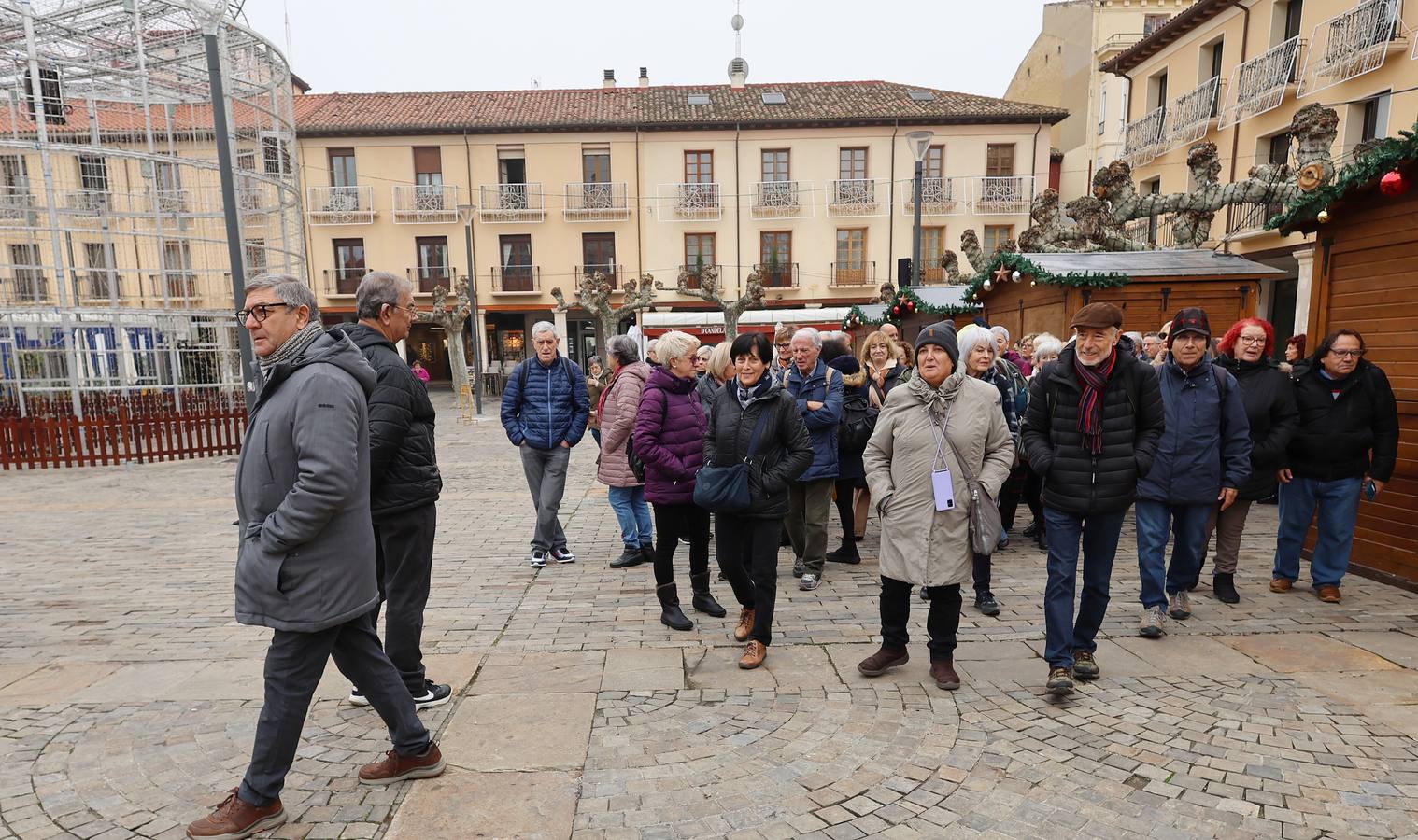 Los turistas colman Palencia en el puente de la Constitución