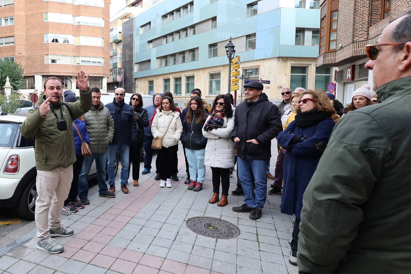 Los turistas colman Palencia en el puente de la Constitución