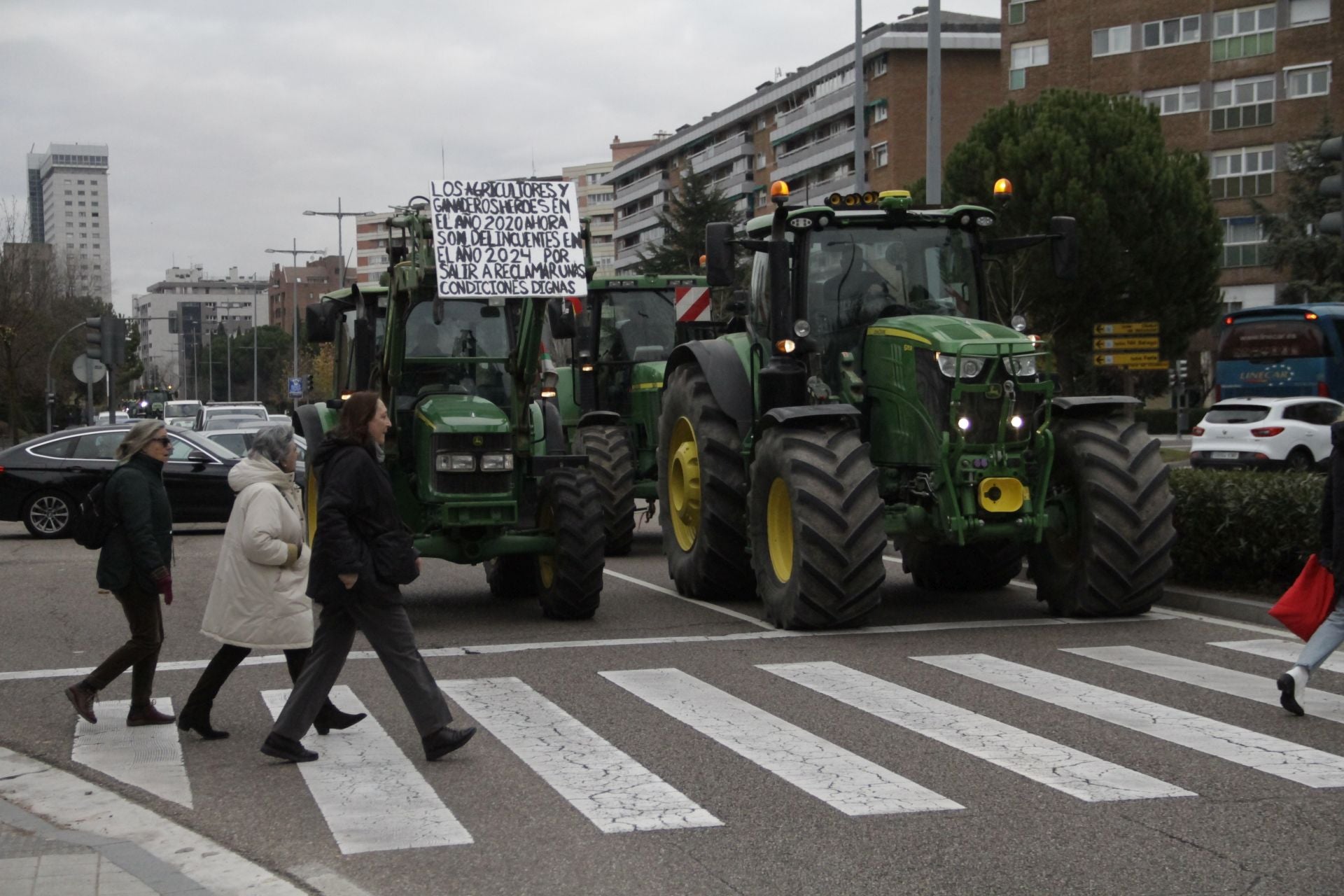 Los tractores vuelven a recorrer Valladolid