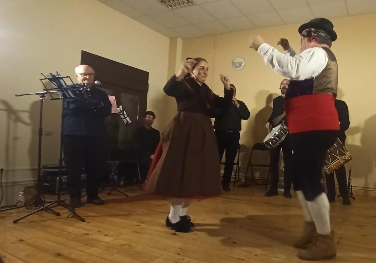 Emotivo homenaje en Herrín de Campos al músico tradicional