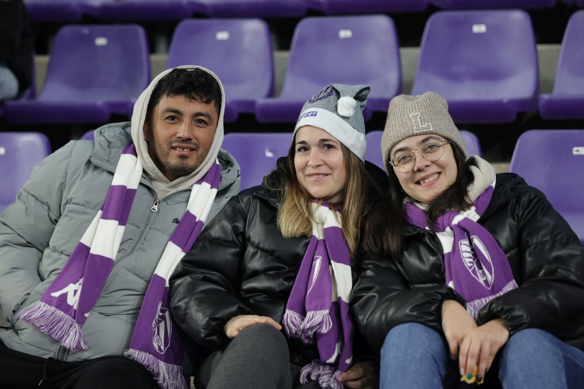 Búscate en la grada del estadio José Zorrilla (2/4)