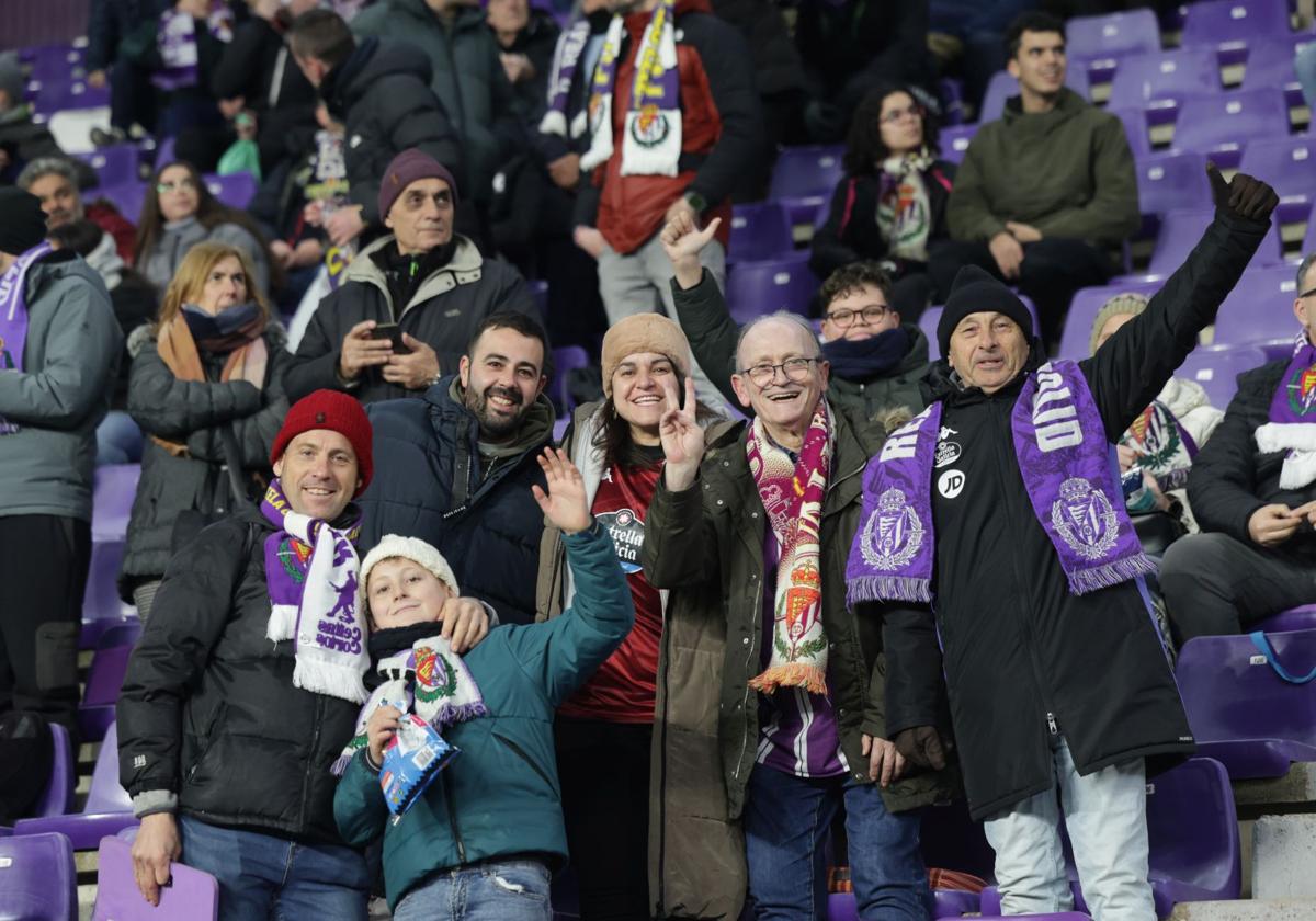 Búscate en la grada del estadio José Zorrilla (3/4)