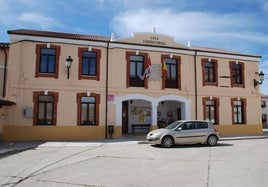 Casa Consistorial de Báscones de Ojeda, una de las que han sido víctimas de robos.