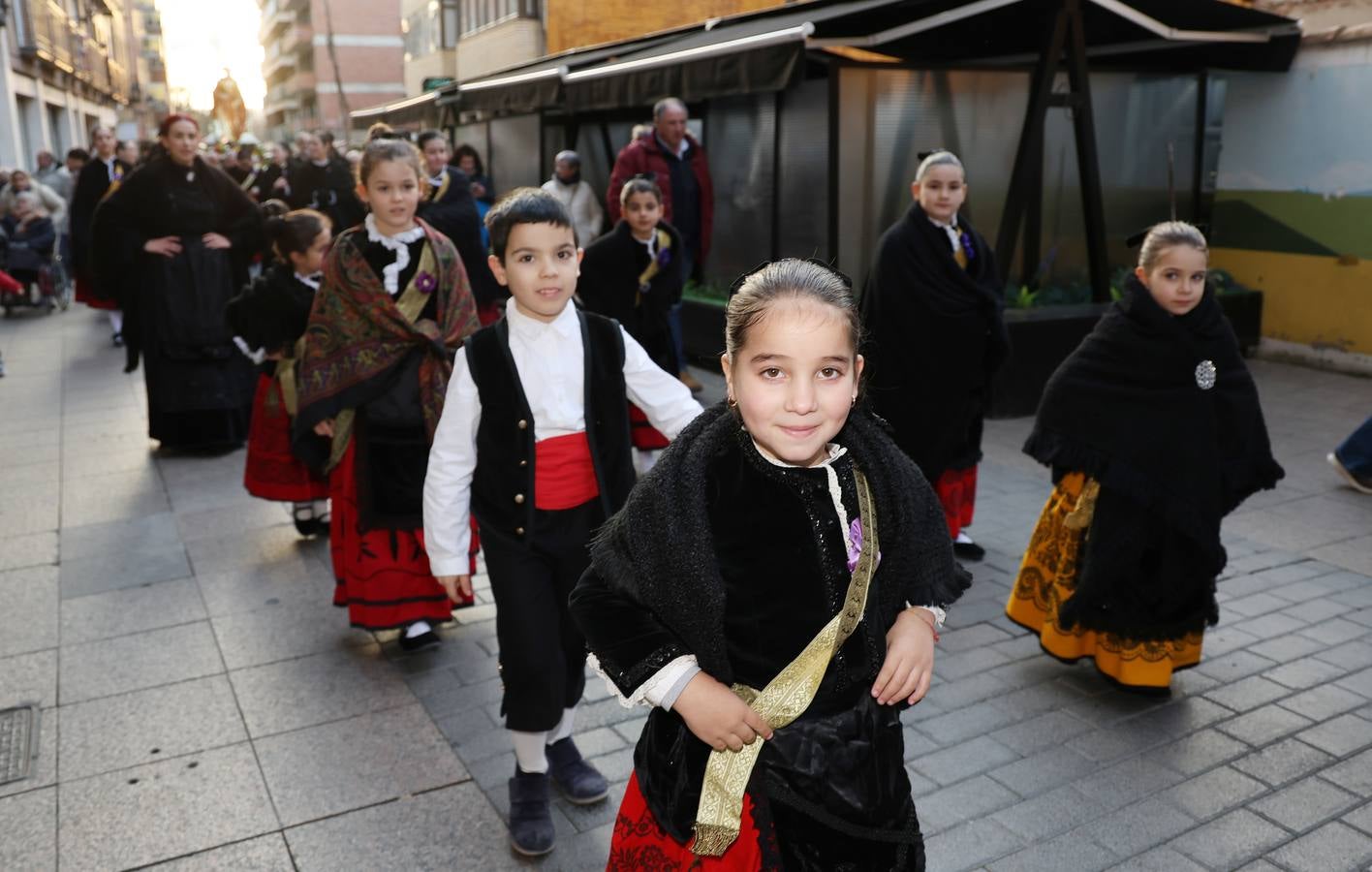 Santa Lucía recorre las calles de Palencia