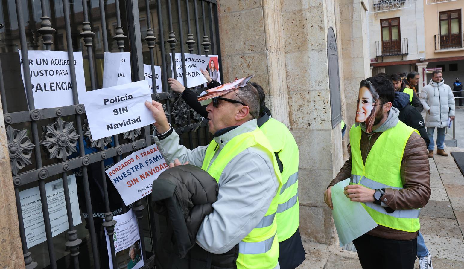 Silbidos y pataleos de la Policía Local de Palencia