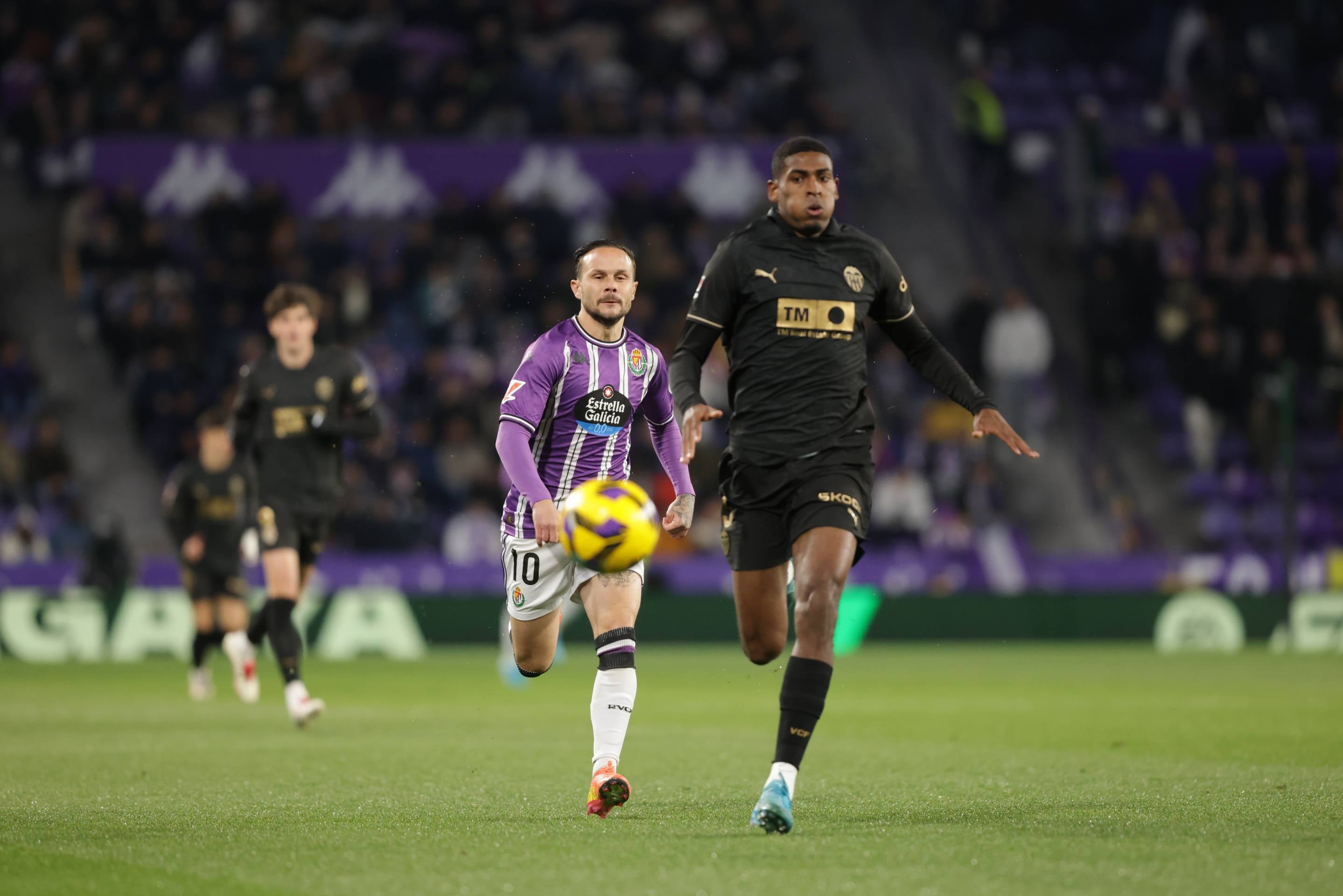 El triunfo del Real Valladolid ante el Valencia, en imágenes