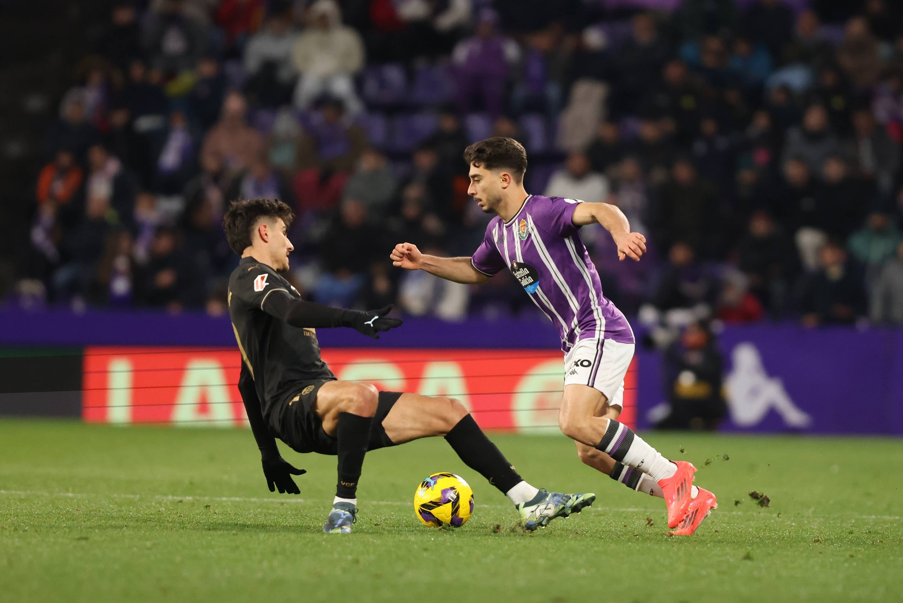 El triunfo del Real Valladolid ante el Valencia, en imágenes