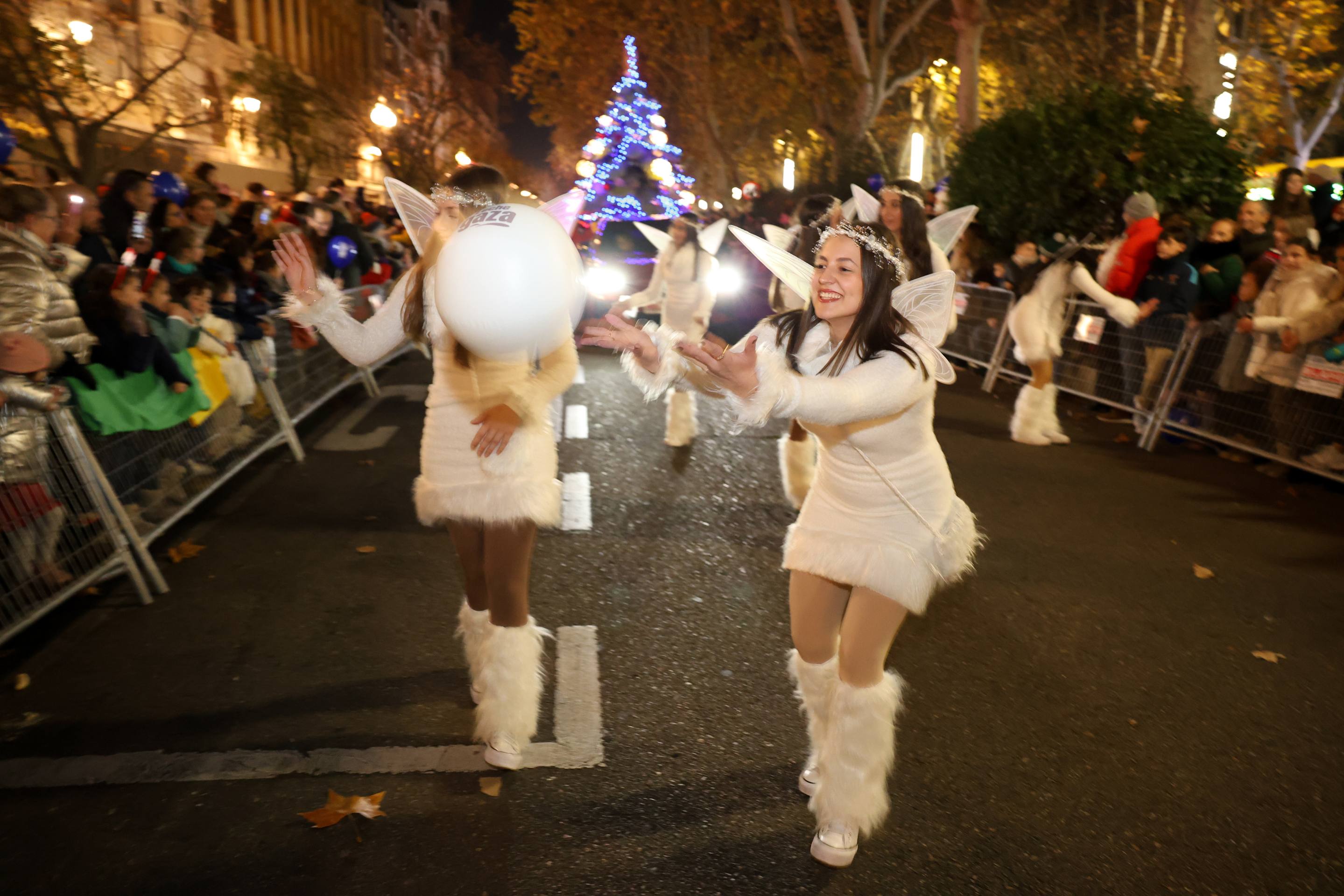 Las imágenes de la Cabalgata de Papa Noel en Valladolid