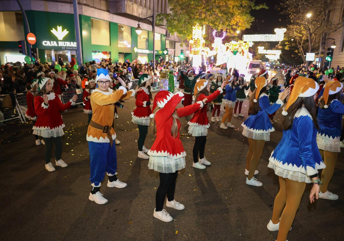 Las imágenes de la Cabalgata de Papa Noel en Valladolid