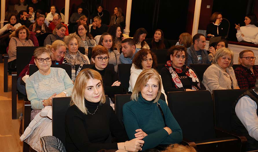 Nena Daconte llena el Teatro Principal de Palencia