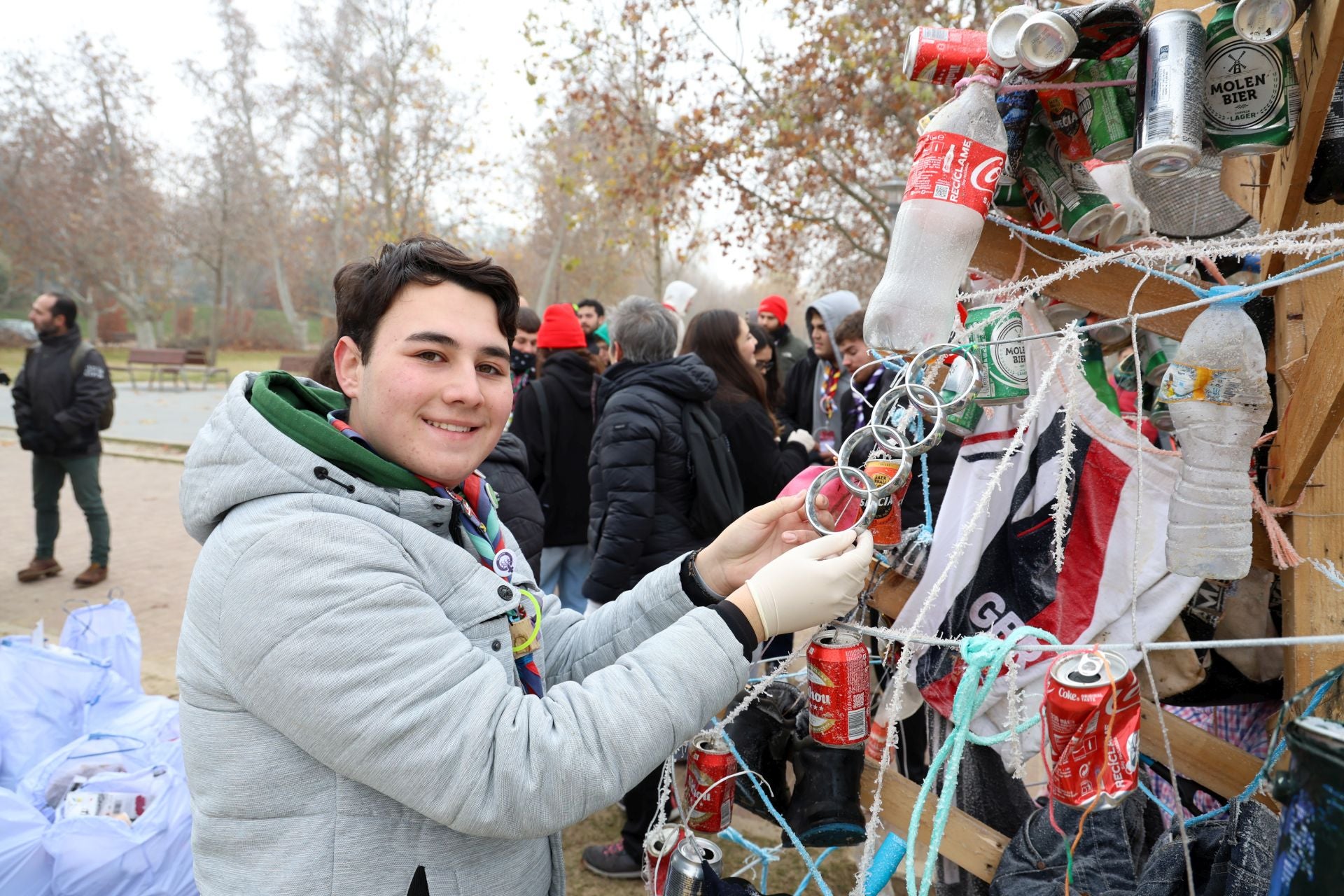 La jornada de recogida de basura junto al Pisuerga, en imágenes