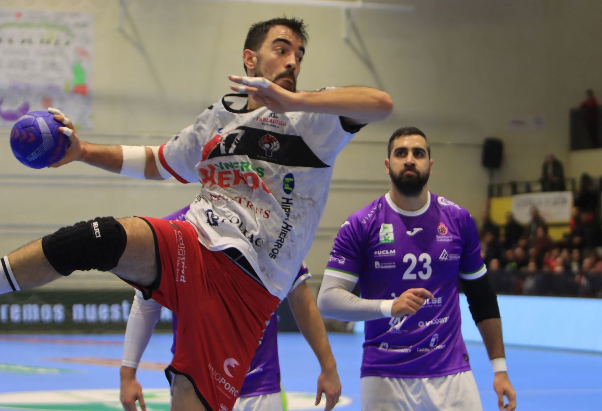 La victoria del Balonmano Nava, en imágenes