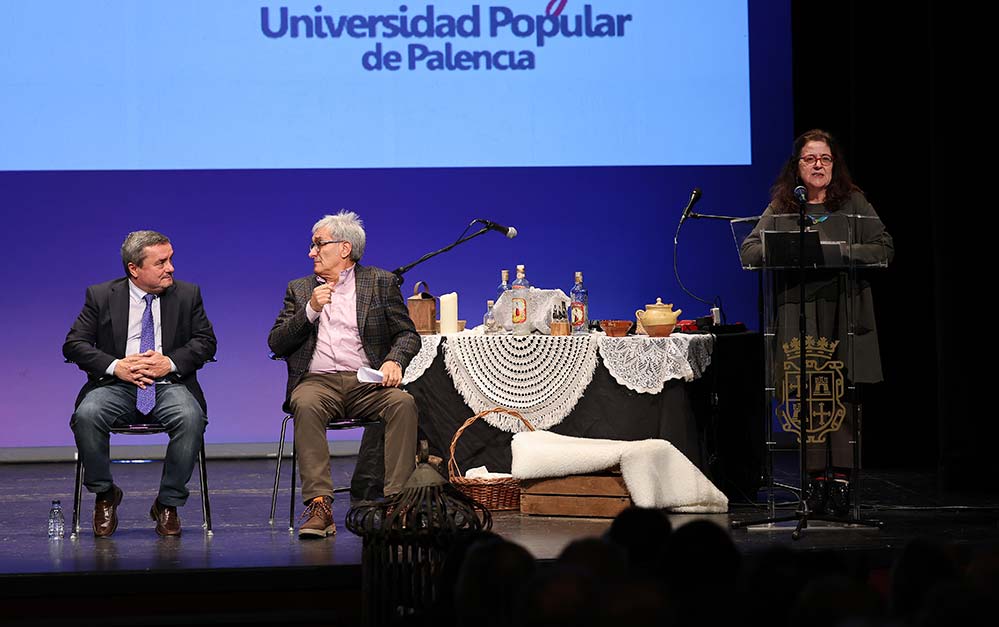 Cuatro décadas dedicadas a la educación para adultos en Palencia