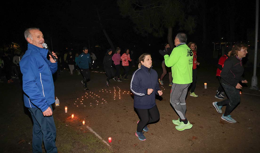 Correr entre velas en Palencia, un entrenamiento simpático