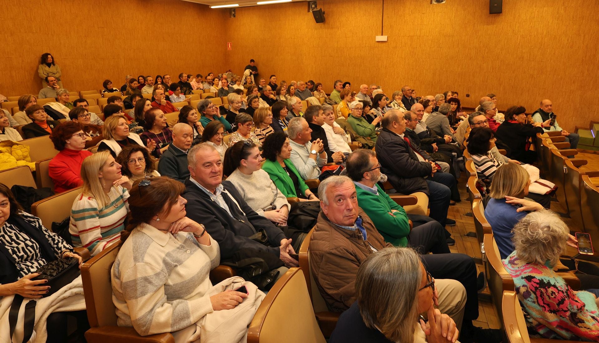 Distinciones para 209 empleados de la Junta en Palencia