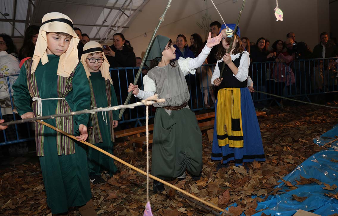 La Salle adelanta la Navidad con el belén viviente