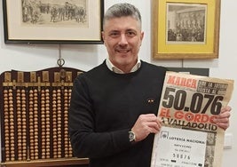 José Manuel Jiménez, el niño de san Ildefonso que extrajo la bola en el sorteo de 1984.