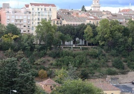 Talud de Los Tilos, donde el Ayuntamiento prevé construir un aparcamiento subterráneo.