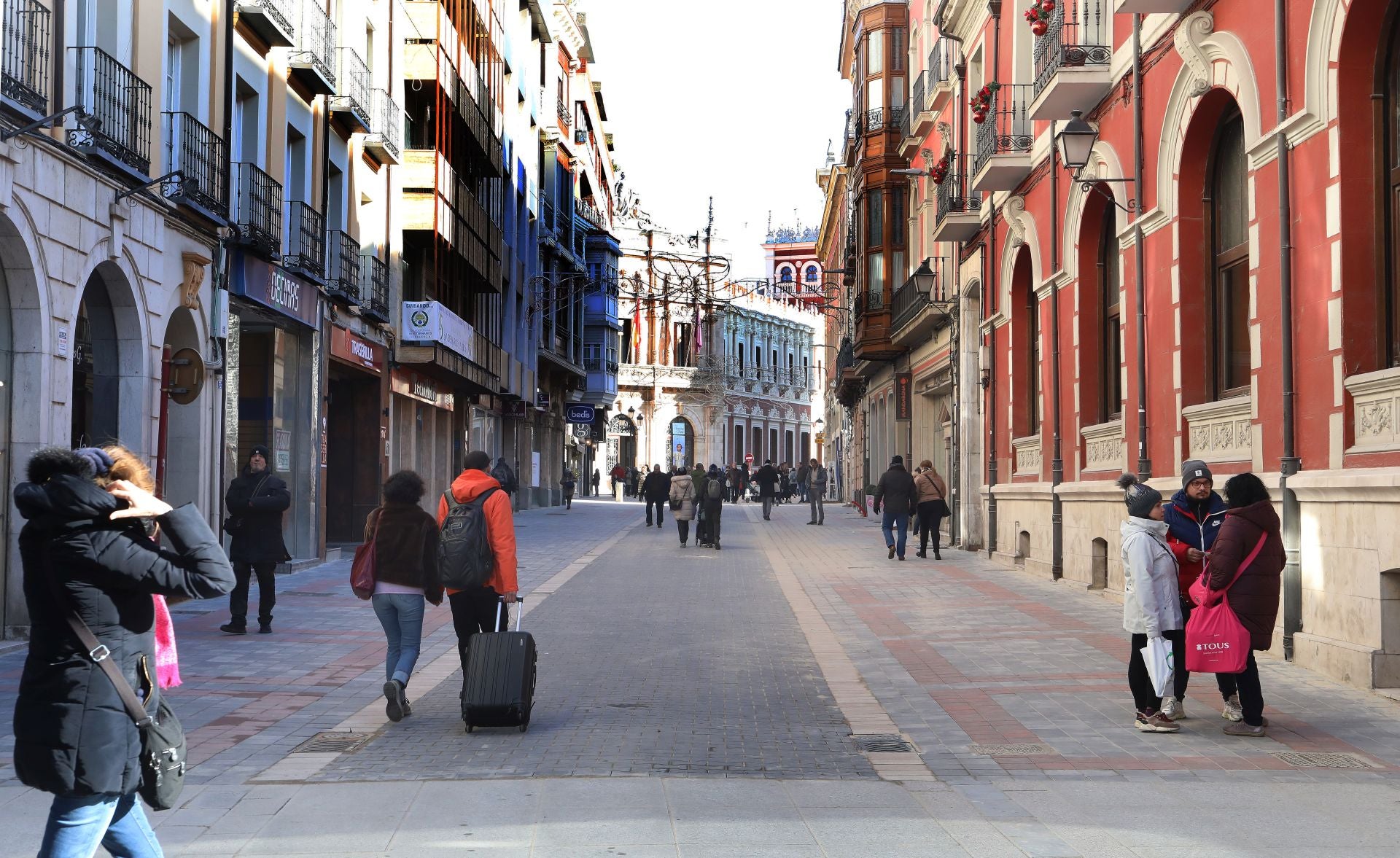 La calle Don Sancho de Palencia se entrega al peatón