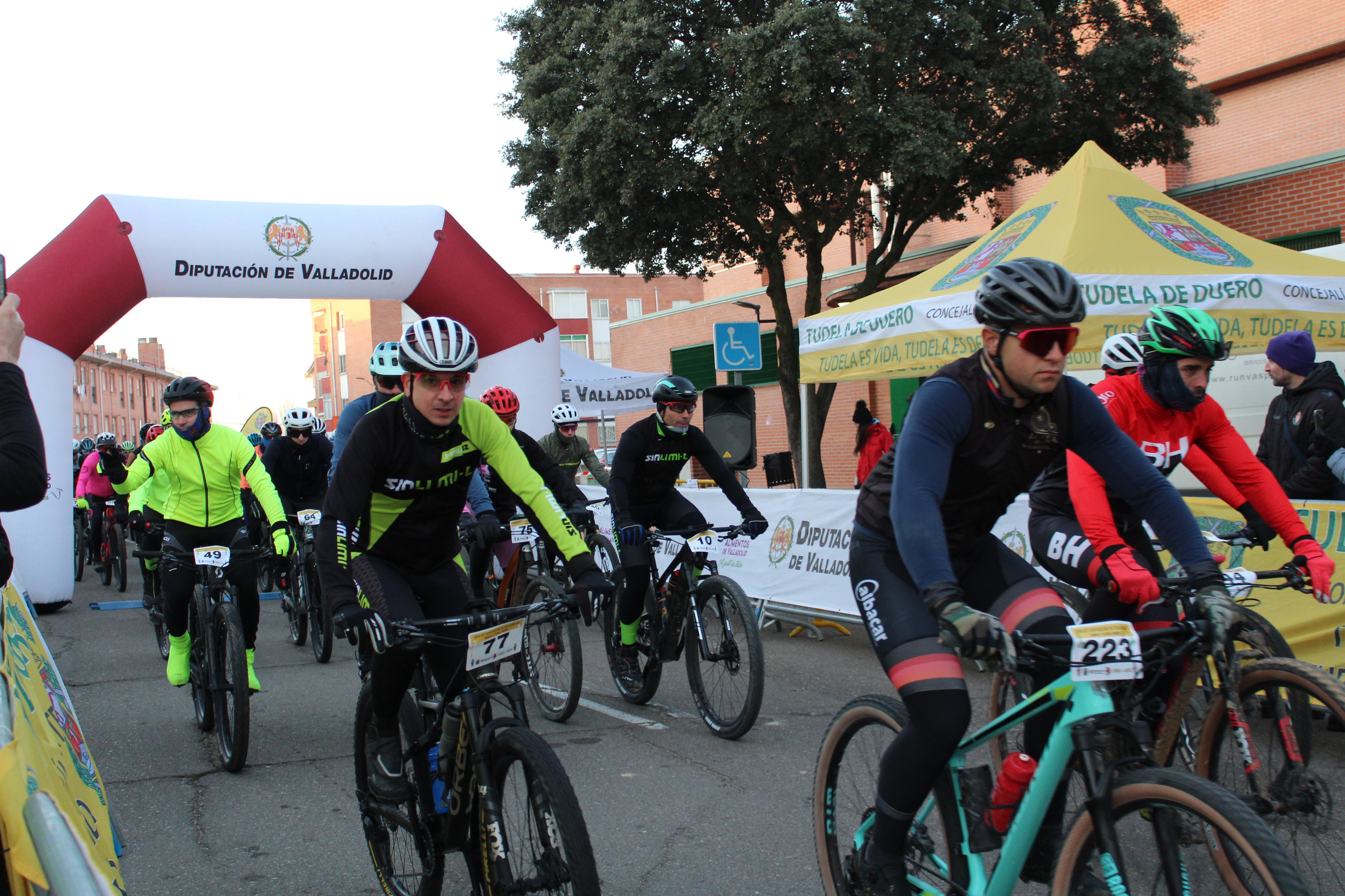 La XIII Bajo Cero Bike de Tudela de Duero, en imágenes